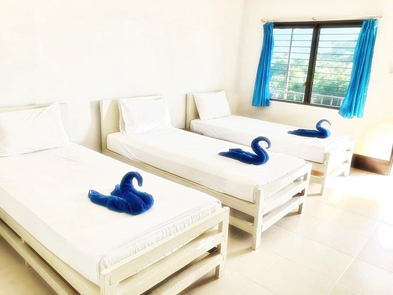 Tapear Resort Phi Phi Islands Exterior photo