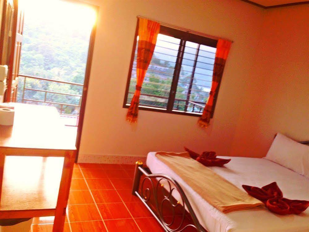 Tapear Resort Phi Phi Islands Exterior photo